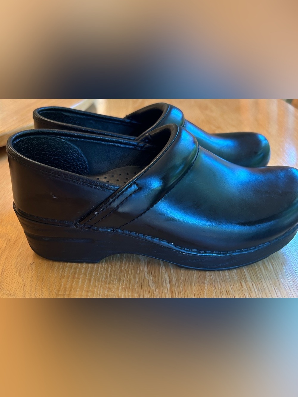 Dansko Cabrio Clogs with Textured Sole, Slip-on Size 37 - Picture 8 of 10